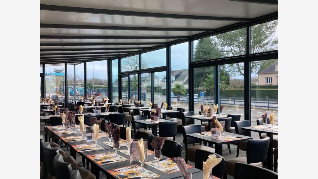 A vendre murs de 1600m² Saint-Hilaire-Du-Harcouet