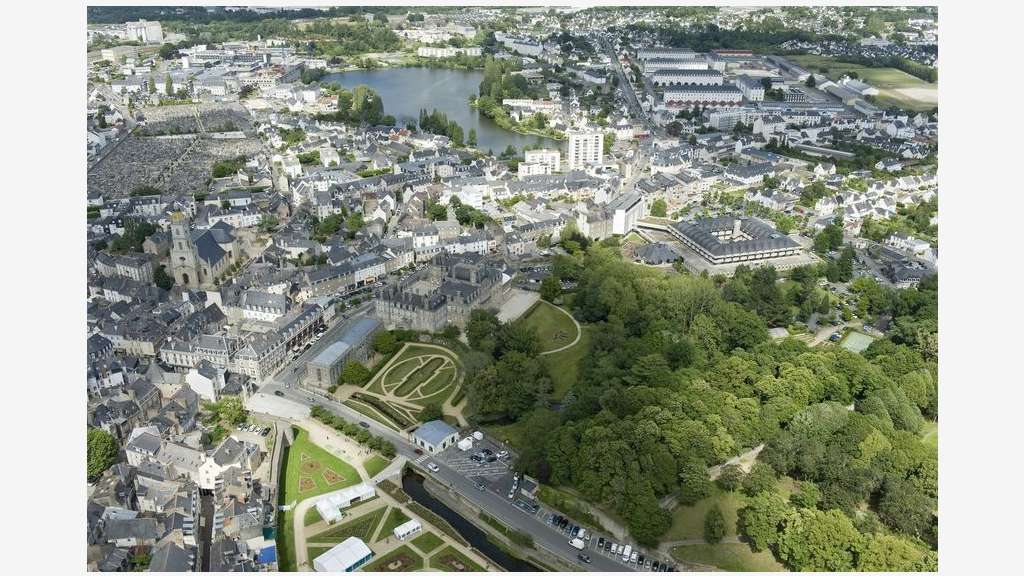 Cède emplacement pour restaurant à Vannes centre