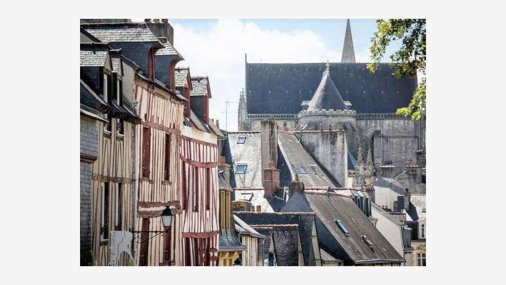 Cède emplacement pour restaurant à Vannes centre