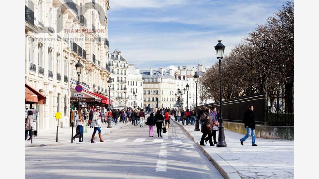 Vente bureaux en face de la gare de Avon
