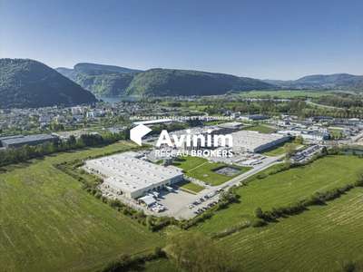 AV site industriel 8900m² à Montréal-la-Cluse