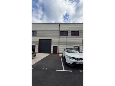 Vente Locaux d'activités - Entrepôts à Signes