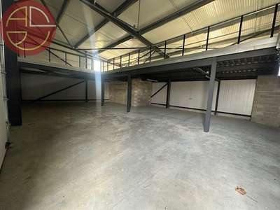 A vendre entrepôt de 1550m² Sud-Est Toulouse Deyme