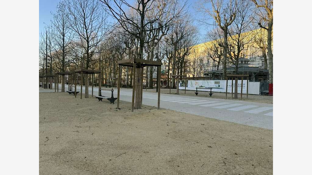 Vente terrain 4000m² en zone d'activité à Vichy