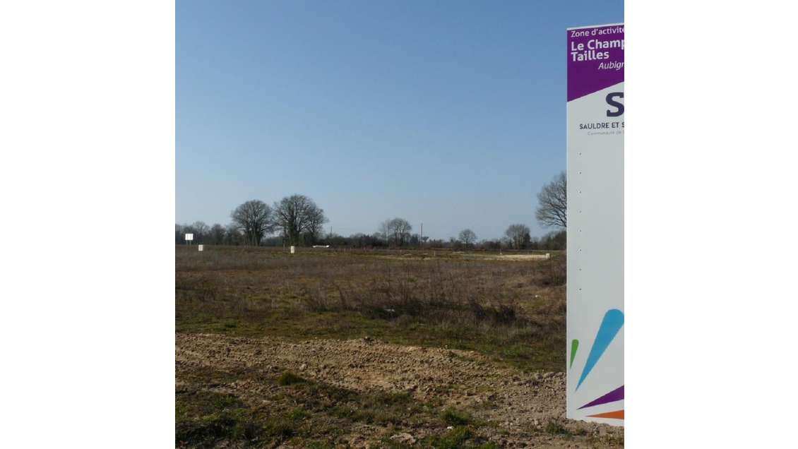 Vente terrain industriel 2 ha aux portes d'Orléans