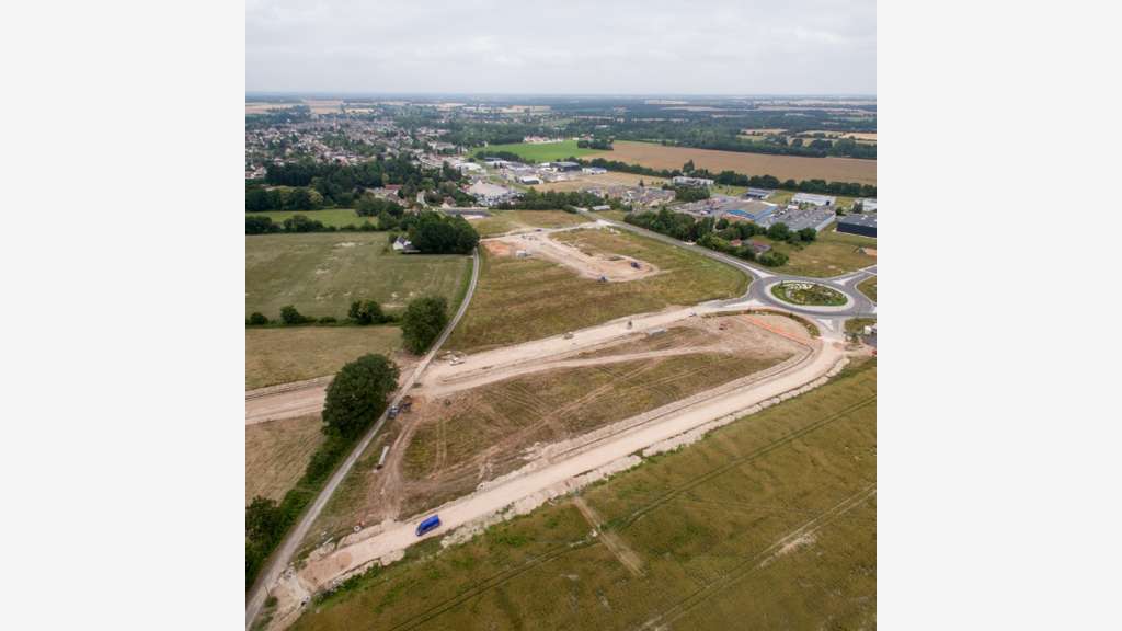 Vente terrain industriel 2 ha aux portes d'Orléans