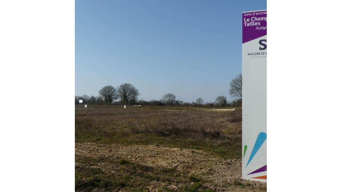 Vente terrain industriel 2 ha aux portes d'Orléans