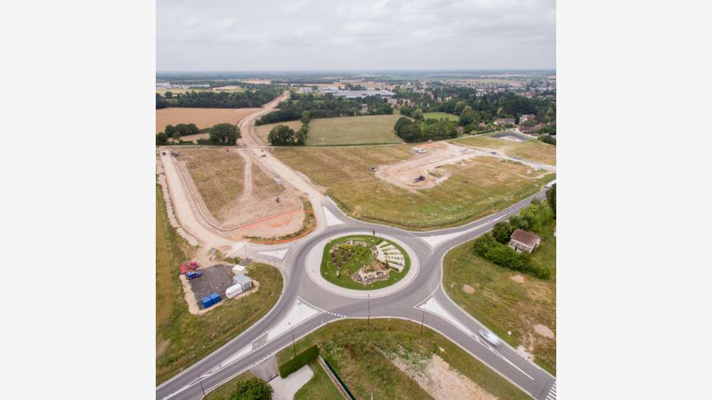 Vente terrain industriel 2 ha aux portes d'Orléans