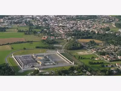 Terrain industriel à vendre 72000m² Lannemezan