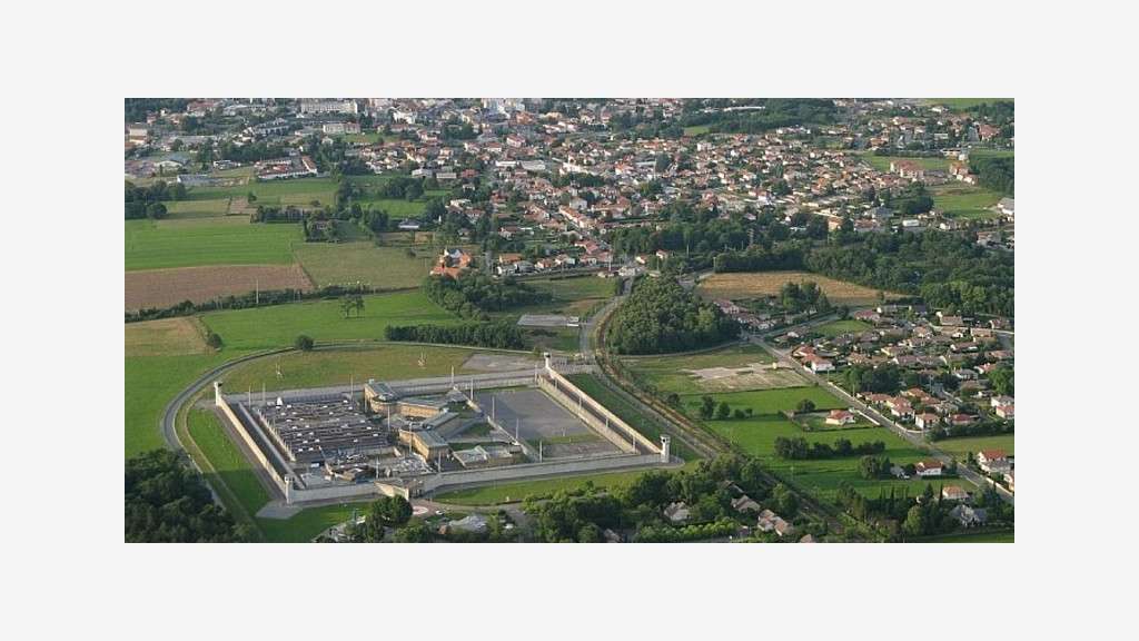 Terrain industriel à vendre 72000m² Lannemezan