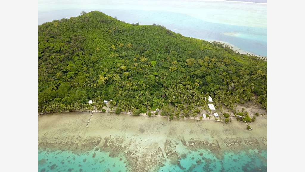 Terrain d'exception Bora Bora en face Vaitape