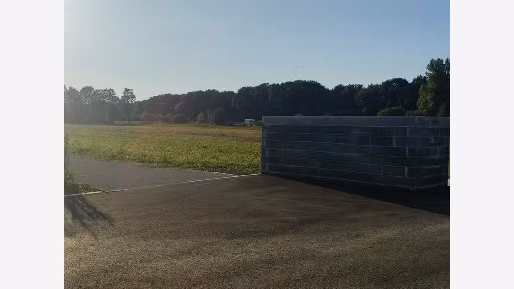 A vendre foncier industriel de 32 000m² à Lons