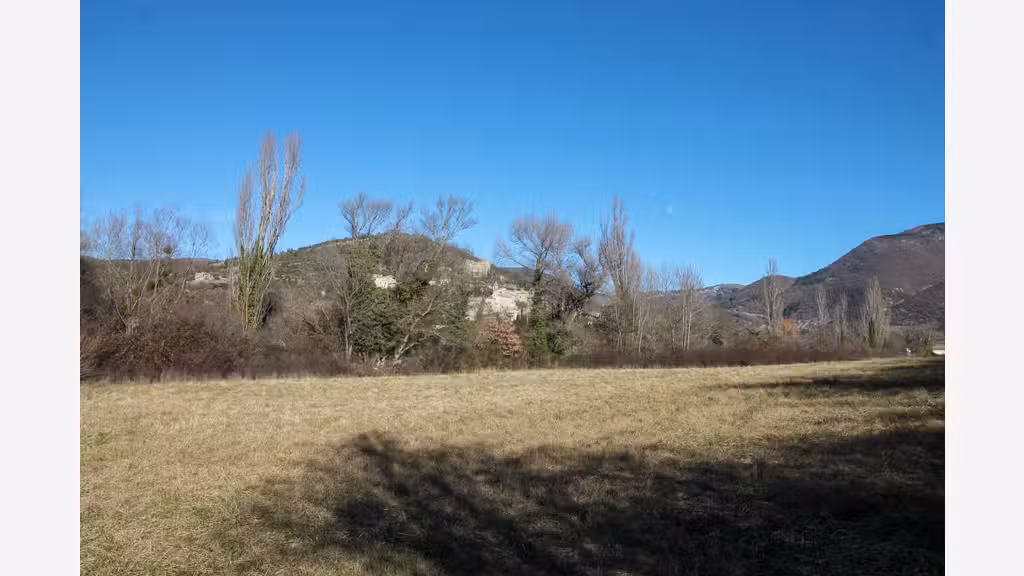 Vente Terrain activité 5800m² à Montbrun-les-Bains