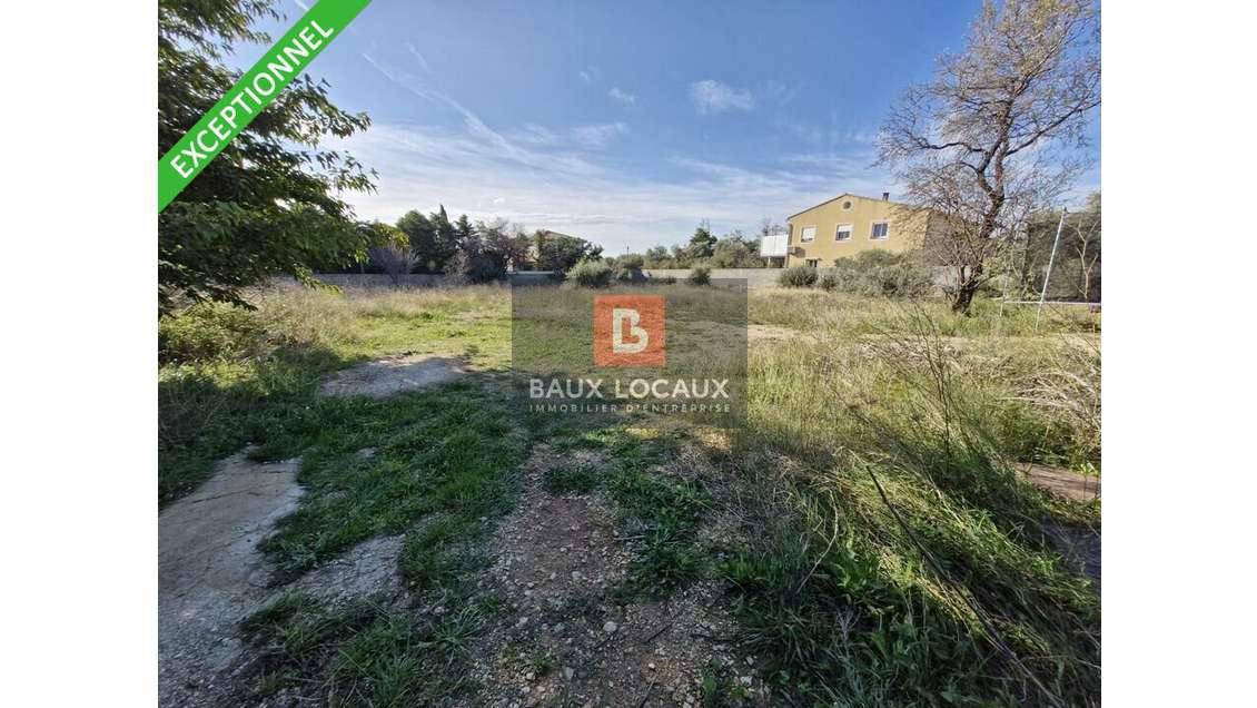 Vente terrain 2152m² à La Fare-les-Oliviers