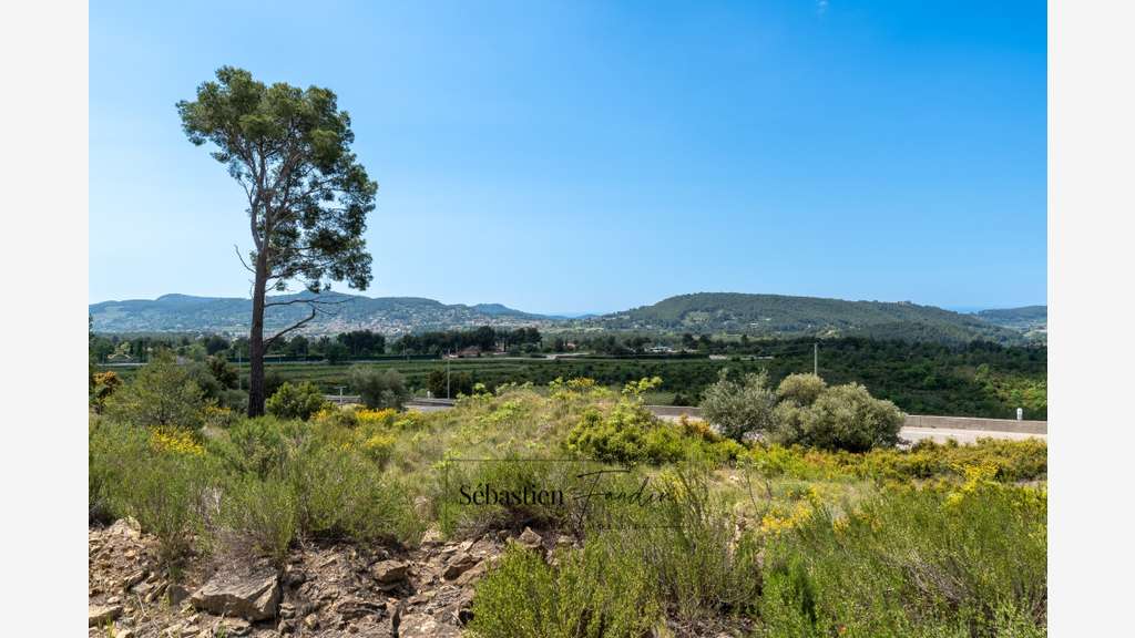 Vente terrain agricole vue panoramique au Beausset