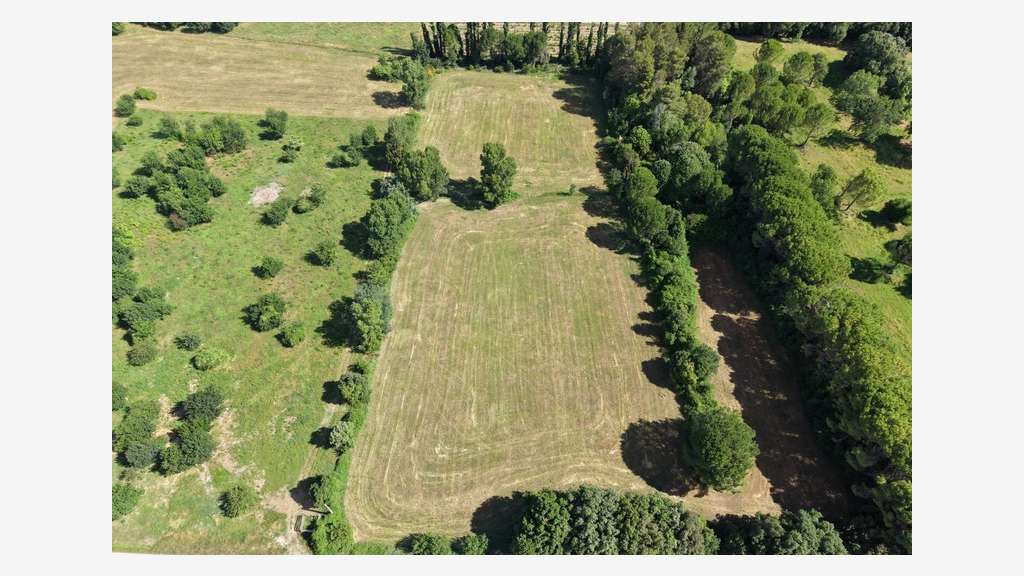 Vente parcelle agricole 2000m² à Sommières