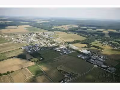AV 90 ha de terrains industriels à Amboise 