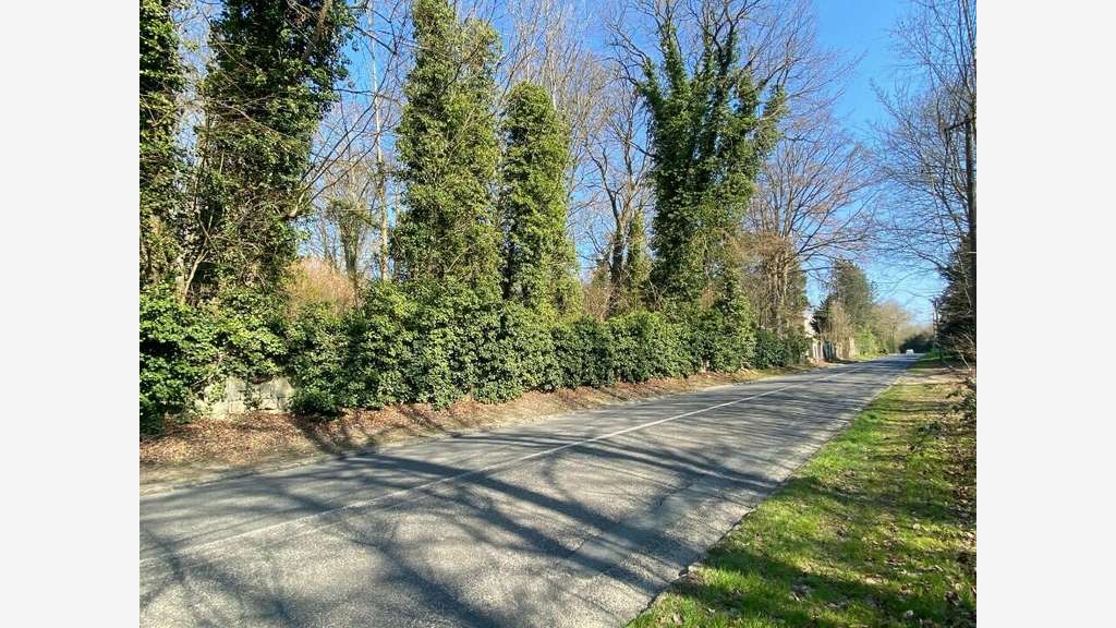 Site pour résidence hôtelière à vendre à Senlis