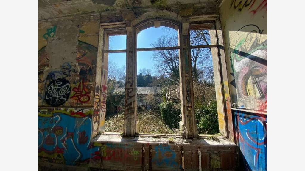 Site pour résidence hôtelière à vendre à Senlis