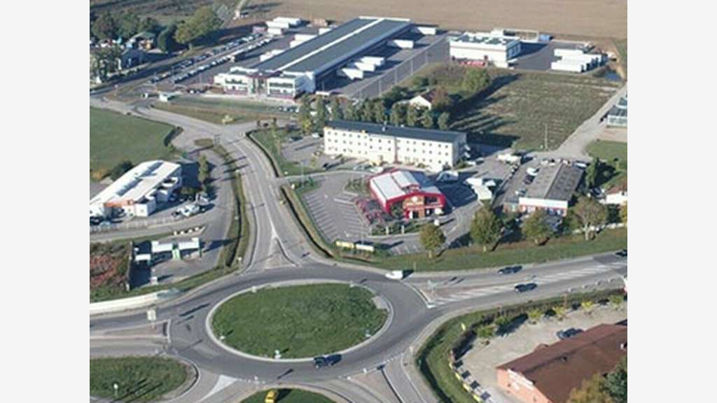 Terrain à vendre 38000m² à Bourg-en-Bresse (01)