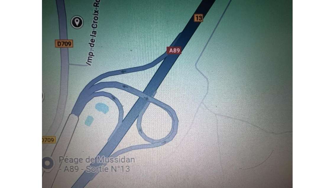 Opportunité foncier pro sur l'A89 Bordeaux-Brive