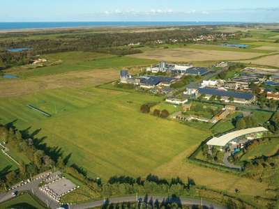 AV terrains ind 130000m² Calais accès A16 A26