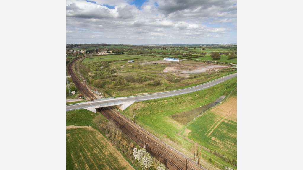 AV Terrains Industriels à partir de 2 500m² Celon
