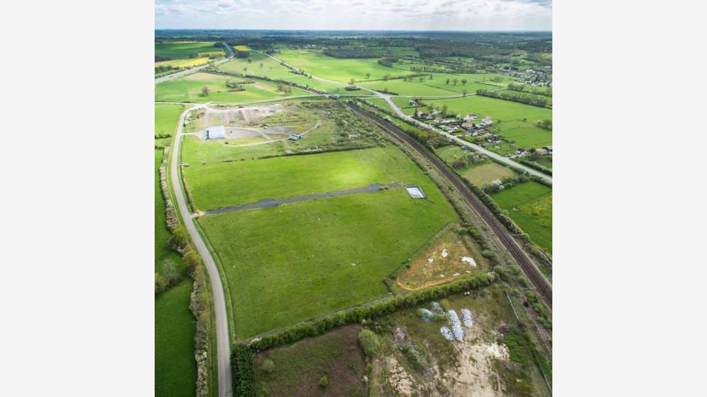 AV Terrains Industriels à partir de 2 500m² Celon