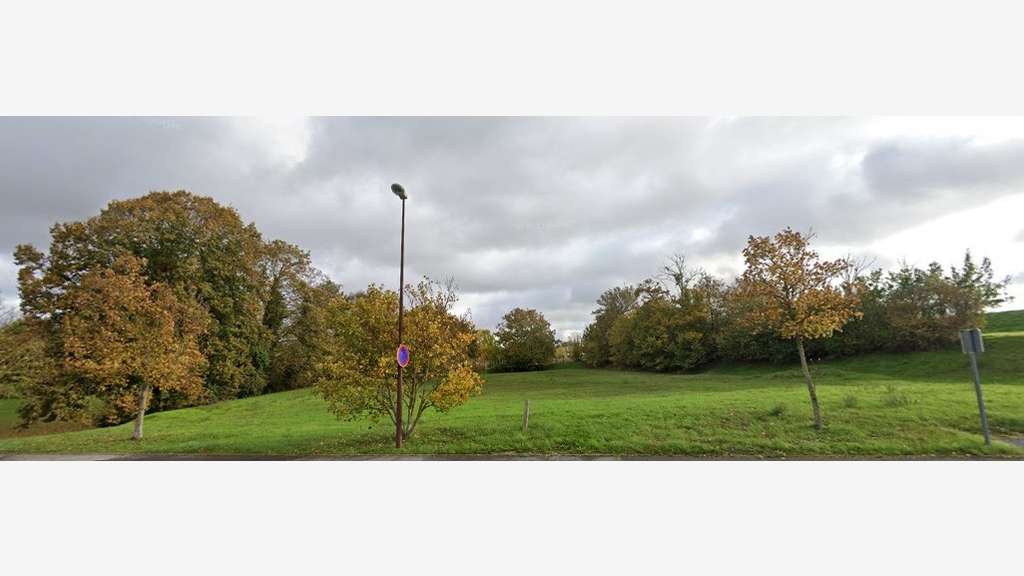 A vendre terrains industriels de 3 200 à 5 200m²