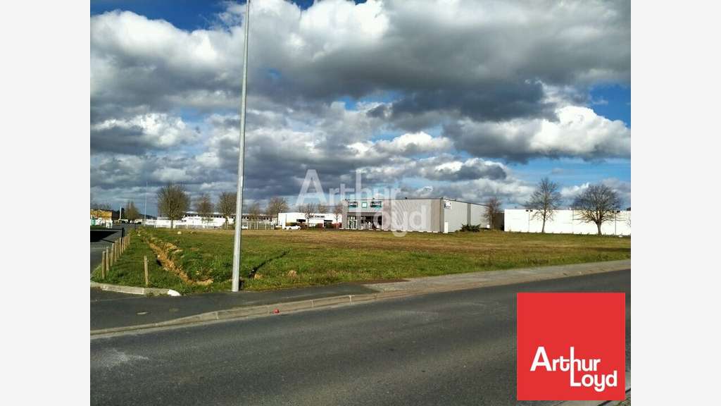 Vente terrain 4810 m² zone Nord de Châtellerault