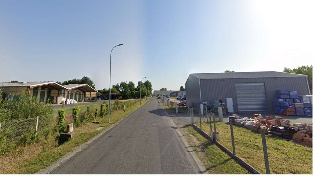 Terrain 1.6 ha à vendre à Coutras D.261