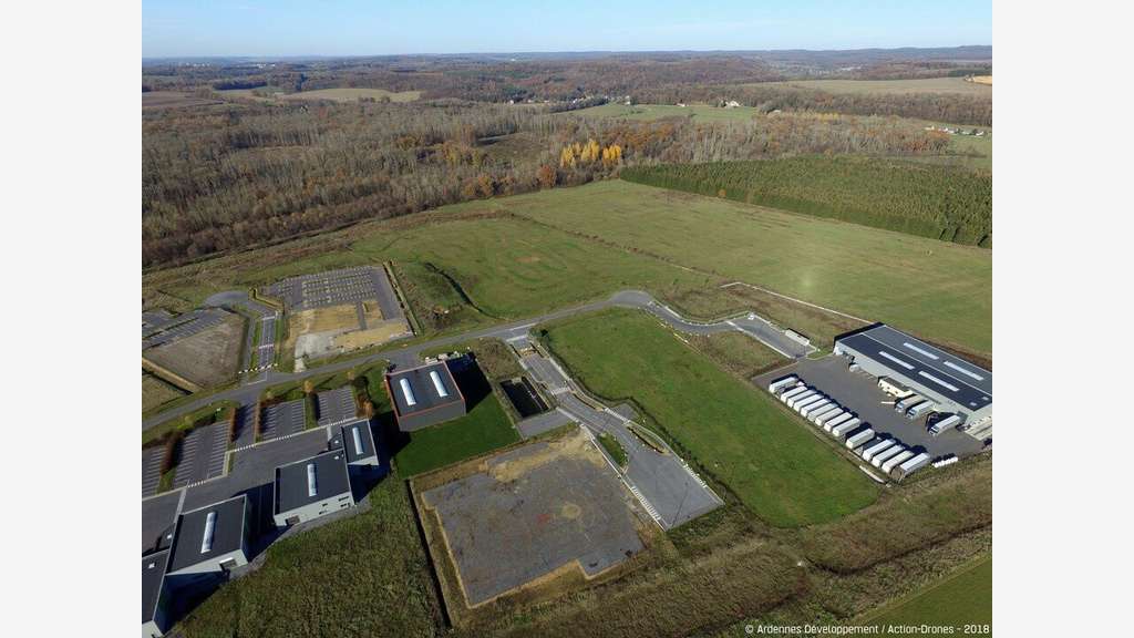 Terrain indus de 132 000m² à vendre à Douzy (08)