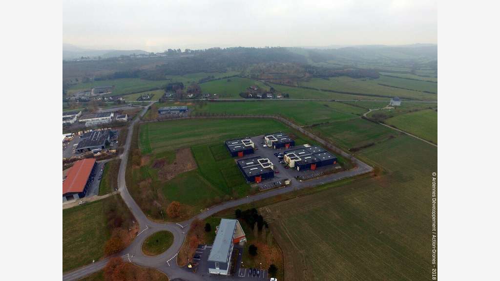 Terrain indus de 100000m² à vendre à Givet (08)