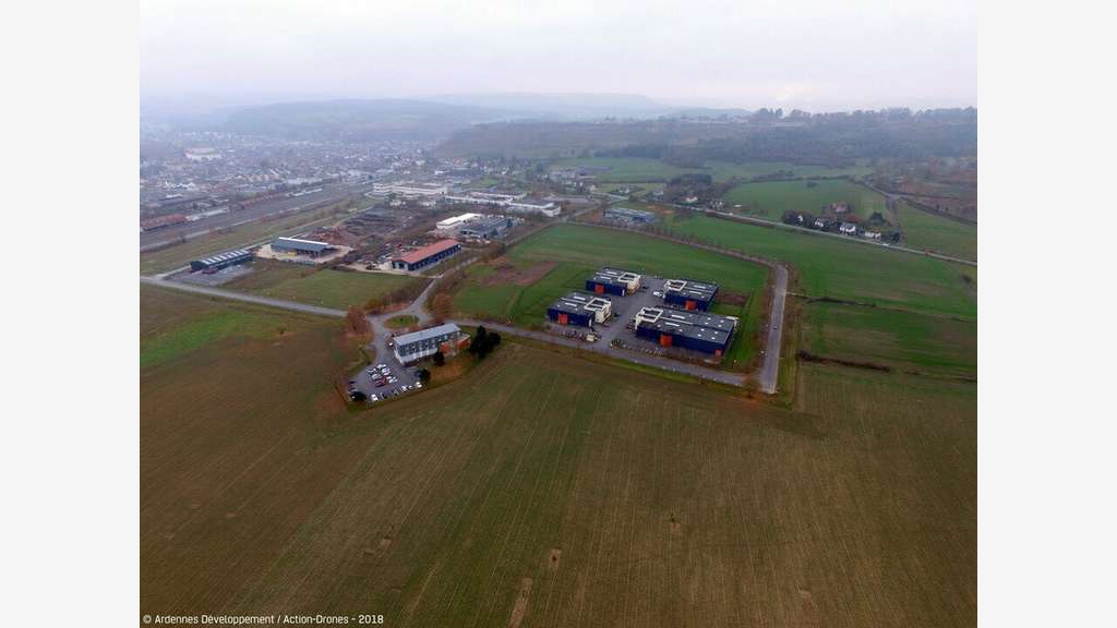 Terrain indus de 100000m² à vendre à Givet (08)