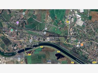 Vente terrain constructible 2104m² à Golfech