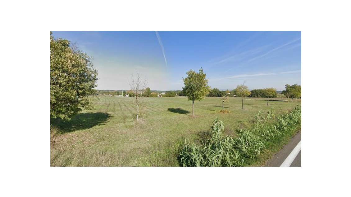 A vendre terrains industriels 1605 à 4680m² Goult