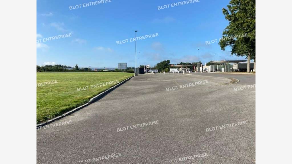 A vendre terrain 10163m² à Janzé Rennes Sud