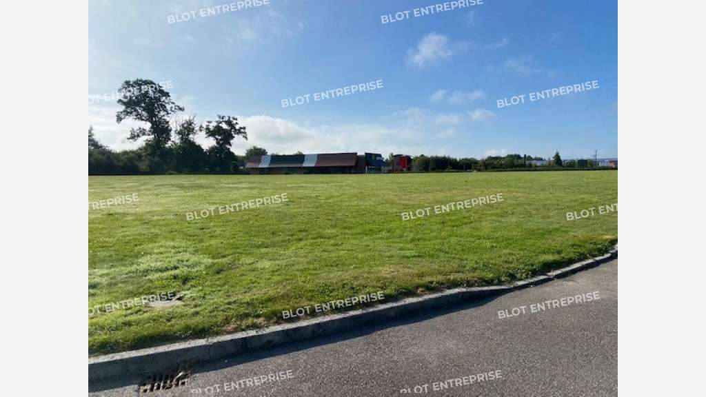 A vendre terrain 10163m² à Janzé Rennes Sud