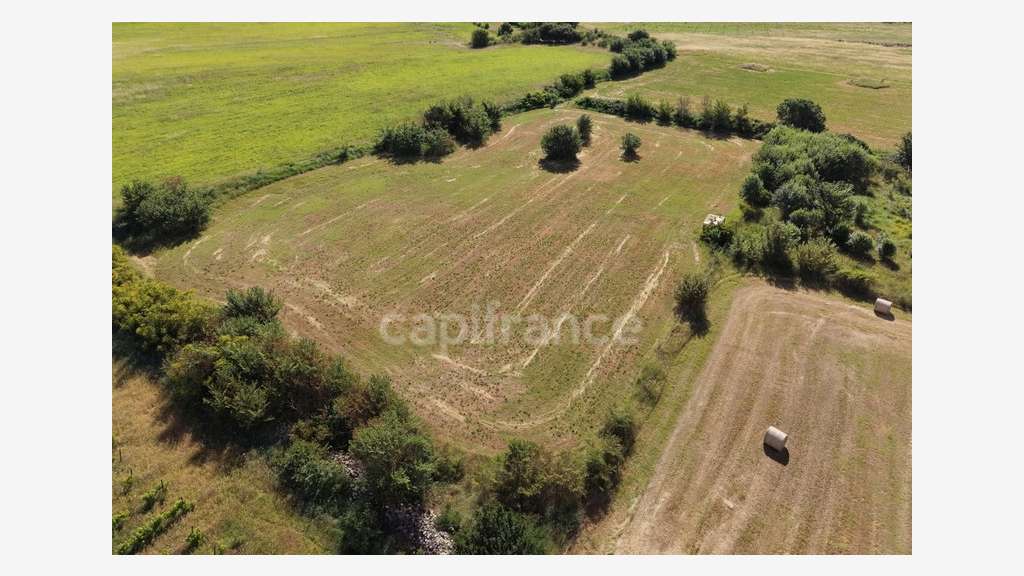 Vente parcelle agricole 5800m² à Junas