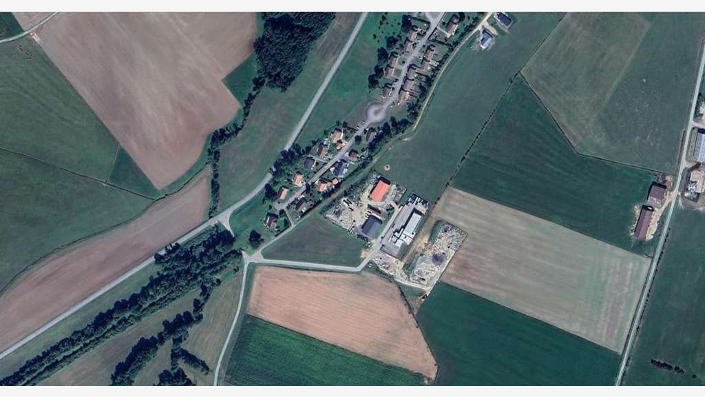 À vendre – Terrain industriel de 3 641 m² à Lerr