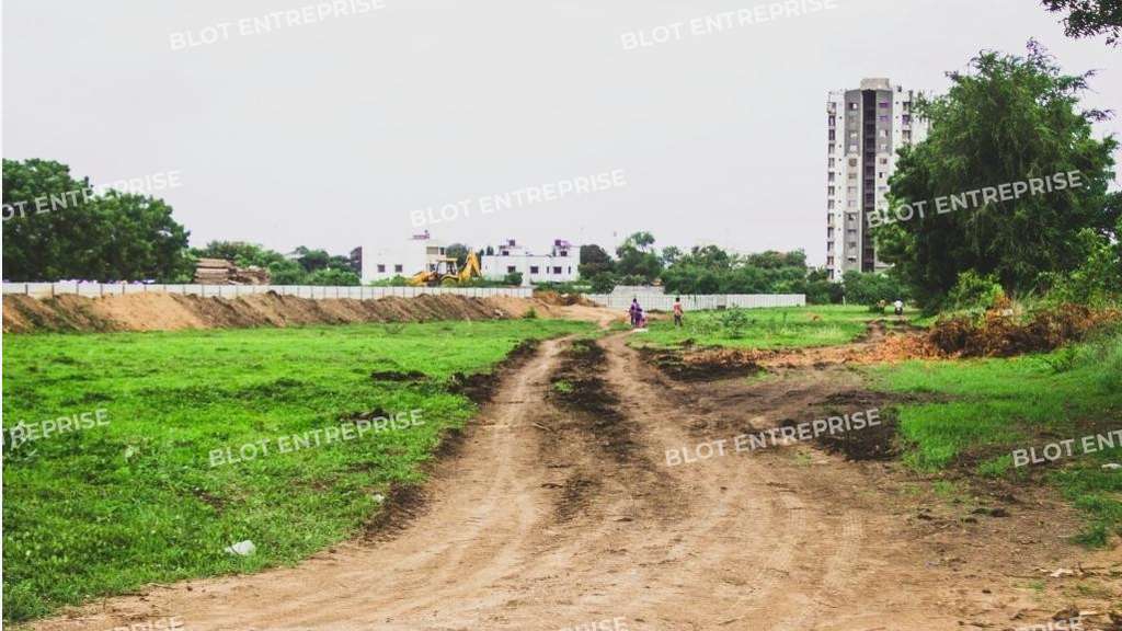 AV terrain constructible 3 650m² Les Sorinières