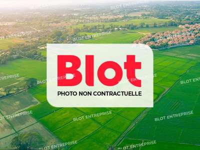 A VENDRE - TERRAIN CONSTRUCTIBLE - 6 250 m²