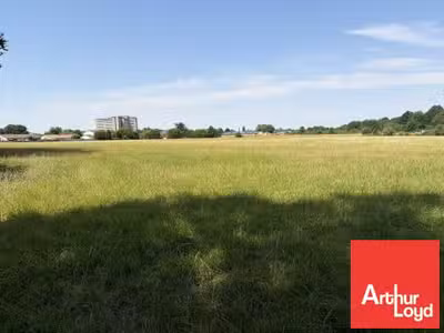 A vendre foncier de 37 000m² à Mignaloux-Beauvoir