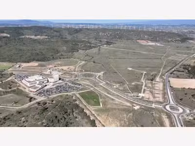 À vendre – 6,9 hectares de terrains industriels au