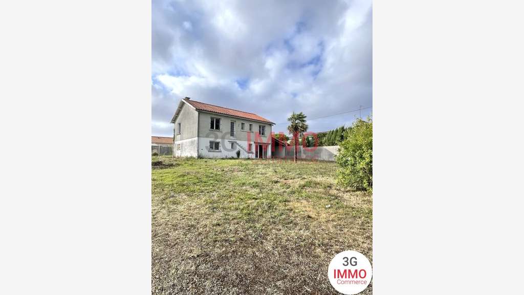 Vente maison de 160m² à Niort proche commerces