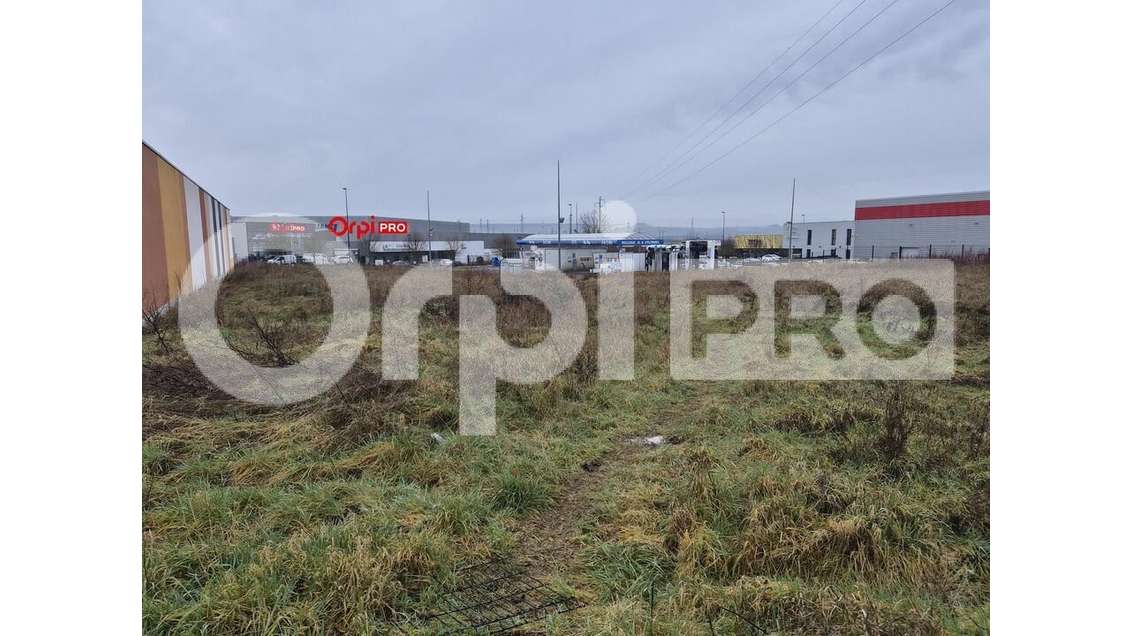 Terrain à bâtir 1149m² à vendre à Ormes