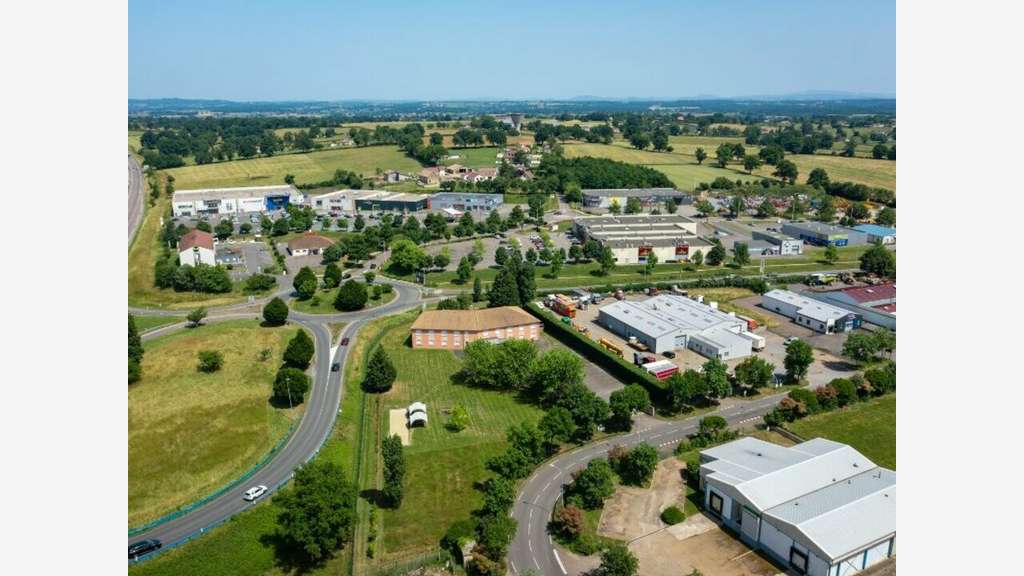 Terrain commercial à vendre Paray-le-Monial (71)