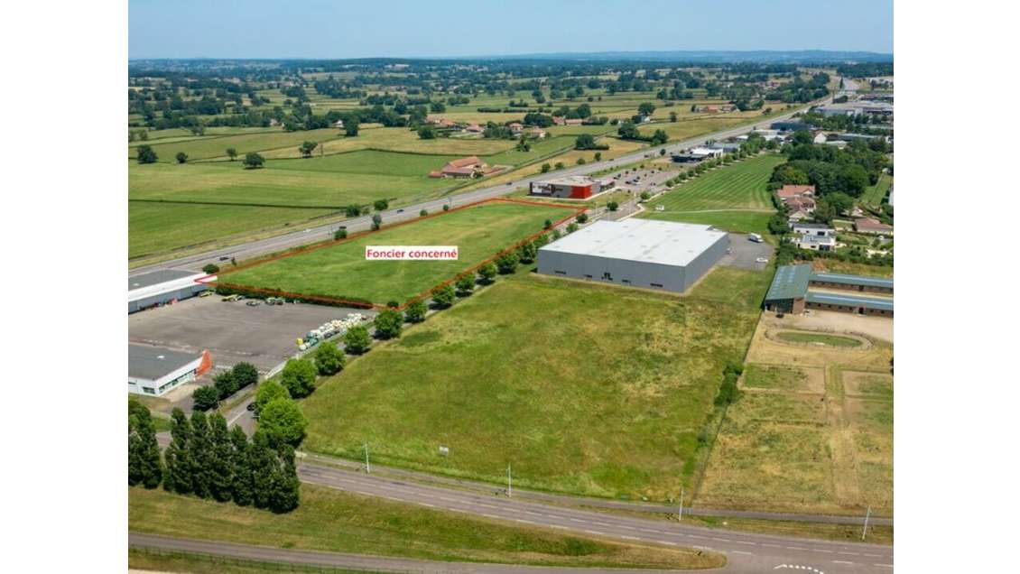 Terrain commercial à vendre Paray-le-Monial (71)