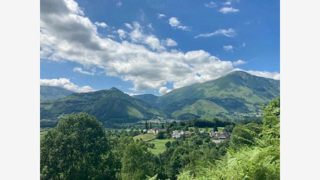 Vaste foncier pour tourisme à vendre à Bedous