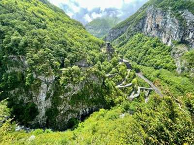 Vaste foncier pour tourisme à vendre à Bedous